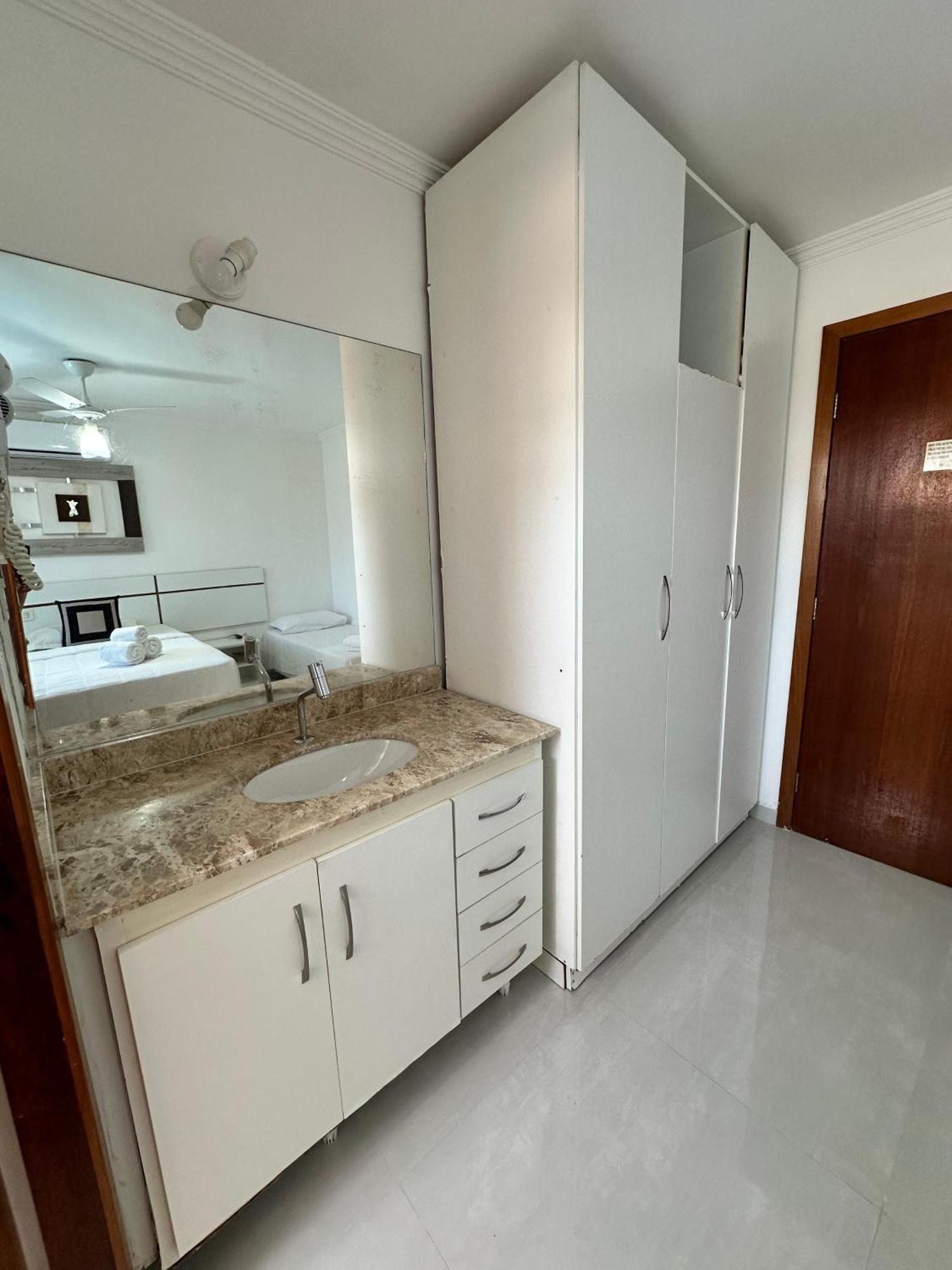 Flat Em Condominio Mont Siao Porto Seguro Exterior photo